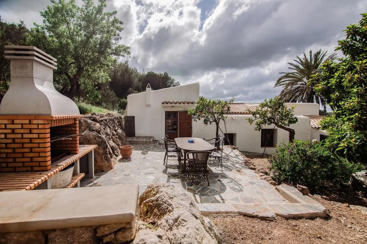 Casa Rural Can Rotes Con Jardin Y Barbacoa Sant Joan De Labritja Spain