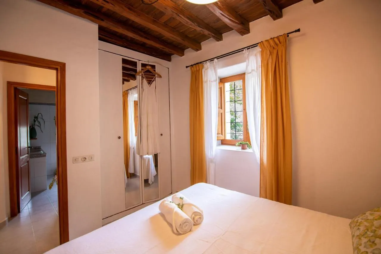Holiday home Casa Rural Can Rotes Con Jardin Y Barbacoa Sant Joan De Labritja